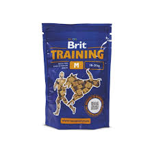 Brit Training Snacks – soft, low-calorie chicken & salmon dog treats for effective training rewards.