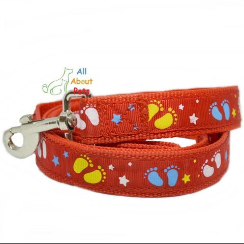Image of Dog Leash Stars & Footprints 5ft long red color available at allaboutpets.pk in pakistan