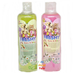 Remu Freshy Shampoo For Cats & Dogs pink and green, Persian cat shampoo available online at allaboutpets.pk in pakistan.